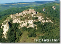 A siroki vár és a Barát és apáca sziklák